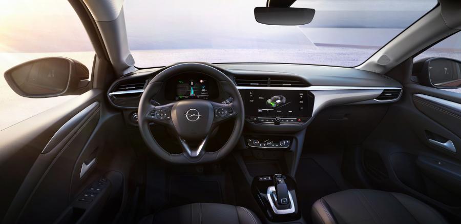 Торпедо Opel Corsa-e (F) 2019 года  (фото 7 из 45)